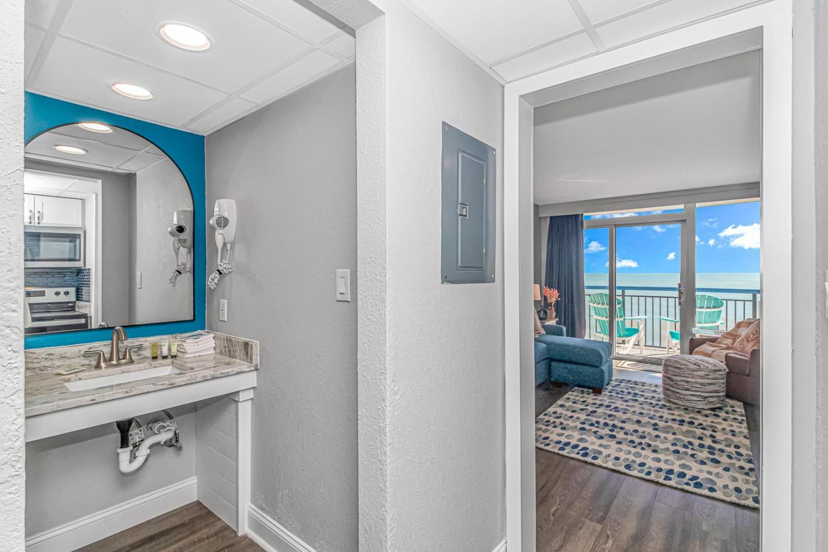 Completely Renovated Oceanfront Condo - King Suite With Led Fireplace! Boardwalk 1034 Myrtle Beach Exterior photo